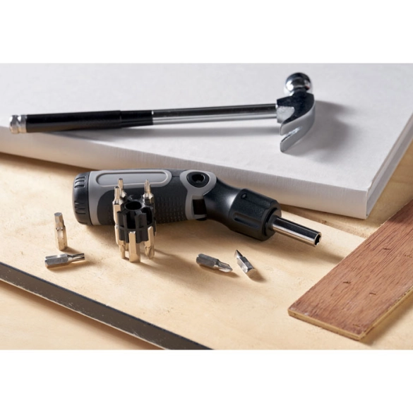 BEND ME, Tournevis multi-embouts